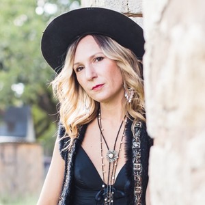 Get Tickets For Season Ammons @ Dosey Doe on May 20th, 2021 Season Ammons
