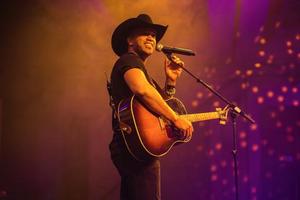 Get Tickets For Coffey Anderson @ Dosey Doe on November 26th, 2021 Coffey Anderson