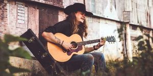 Tanner Sparks performing live music at Dosey Doe in The Woodlands