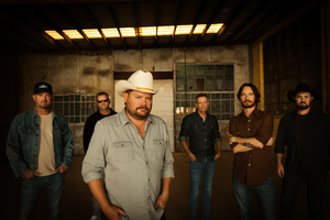 Randy Rodgers Band performing live music at Dosey Doe in The Woodlands