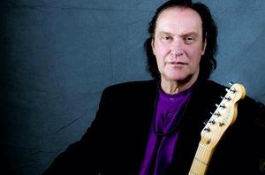 Dave Davies "of the Kinks" performing live music at Dosey Doe in The Woodlands