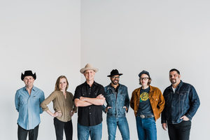 The Broken Spokes performing live music at Dosey Doe in The Woodlands