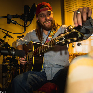 Jacob Ryan Marshall - Wednesday Singer-Songwriter "Pass The Boot" performing live music at Dosey Doe in The Woodlands