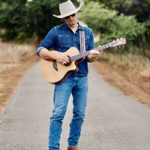 Craig Bowen - Wednesday Singer-Songwriter "Pass The Boot" performing live music at Dosey Doe in The Woodlands