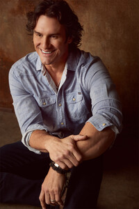 Joe Nichols (General Admission) performing live music at Dosey Doe in The Woodlands